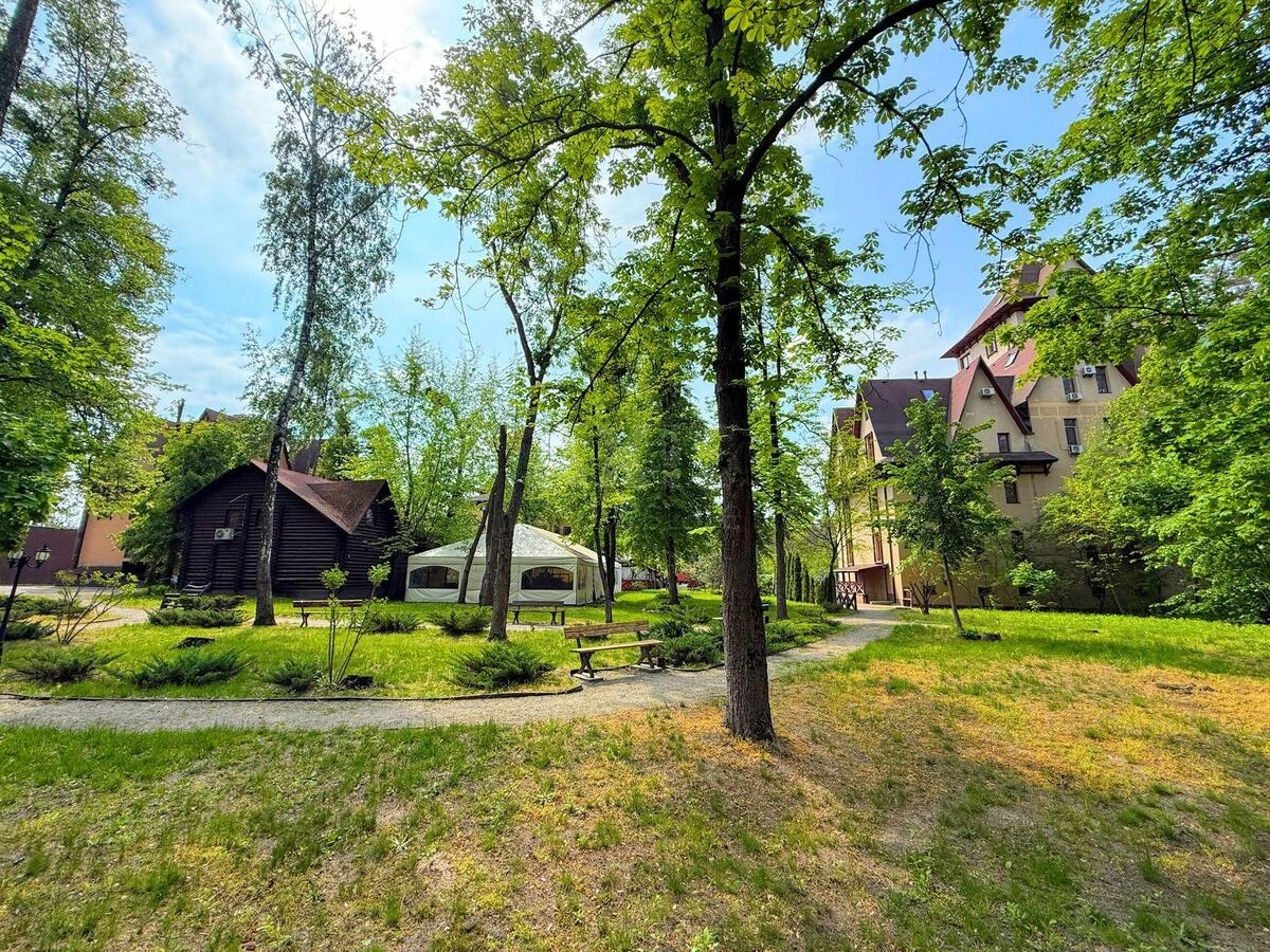 Объект сервиса шоссе Брест-Литовское 8А, 5800м2672468