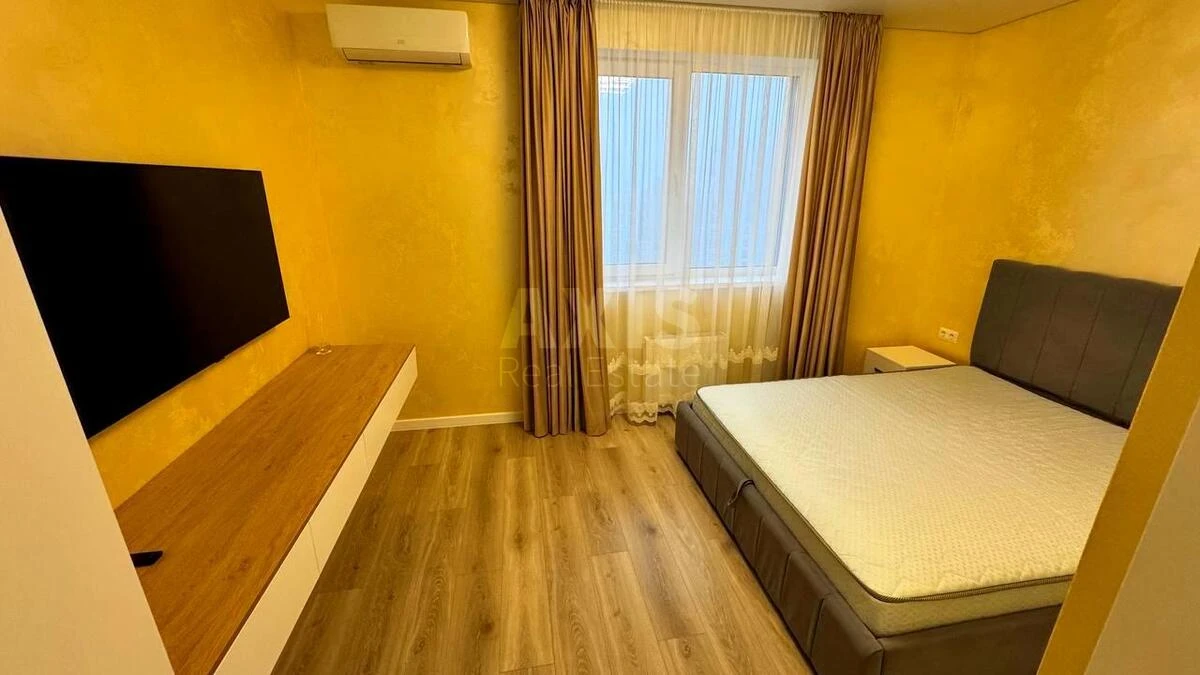 2k apartment vul. Grechka Marshala 10Б657744