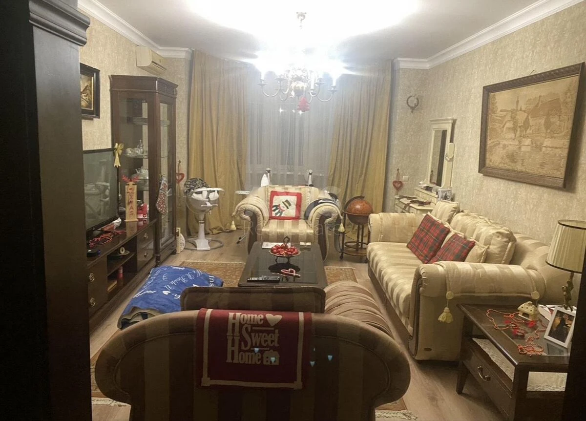 2к квартира ул. Княжий Затон 21676951