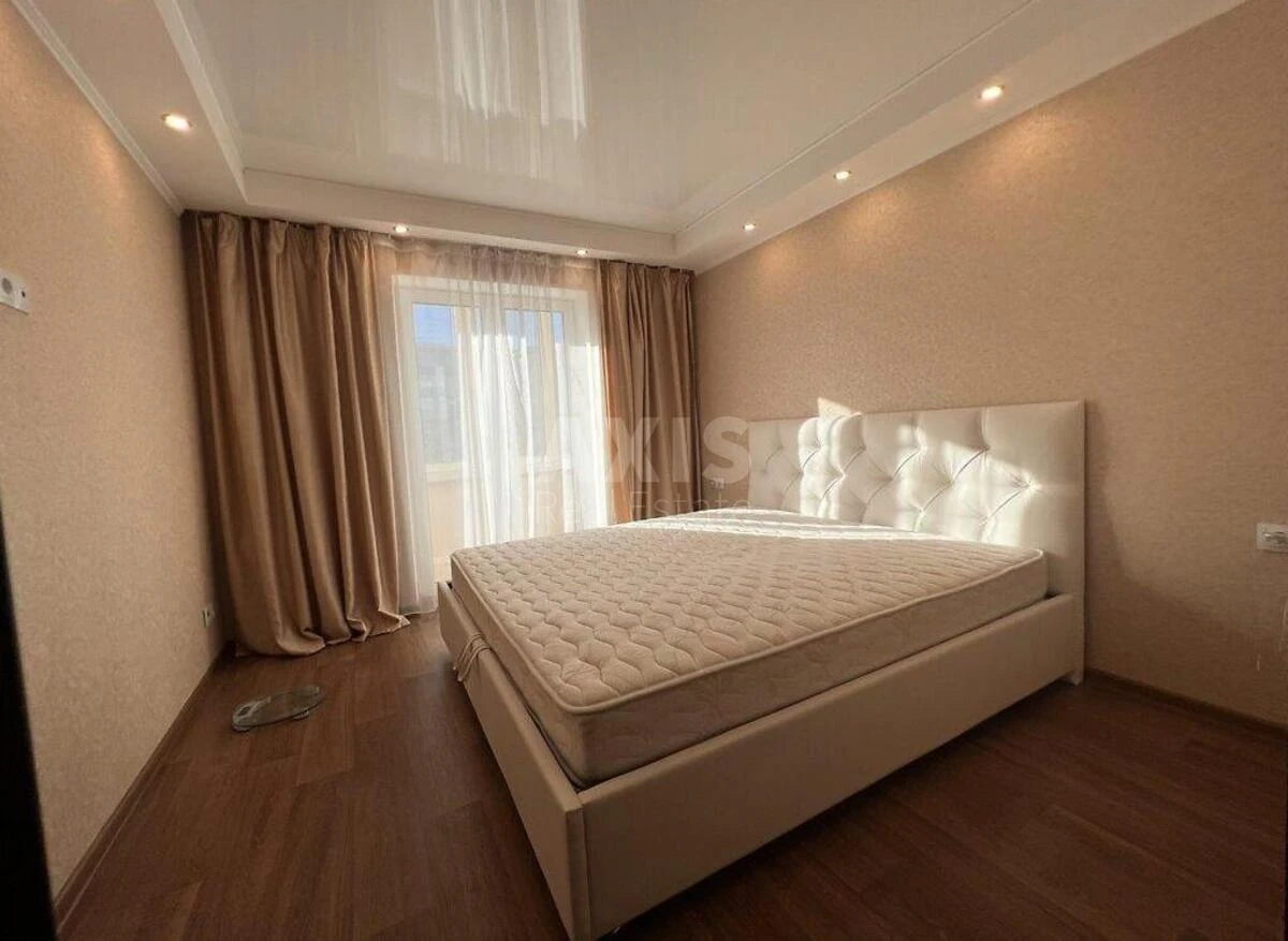 2k apartment vul. Polovec'ka 7/13707905