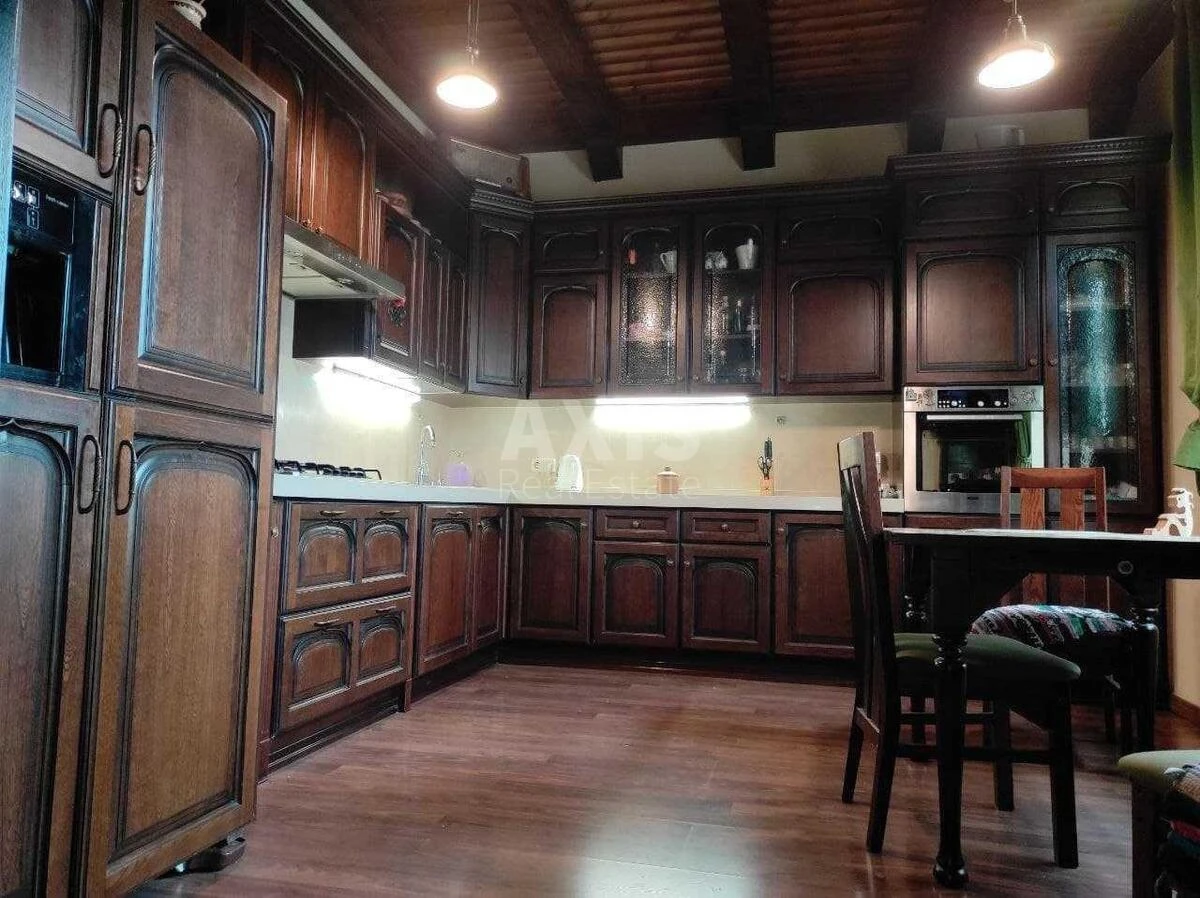 Дoм ул. Квитки-Основьяненко, 270м2, город Киев46721