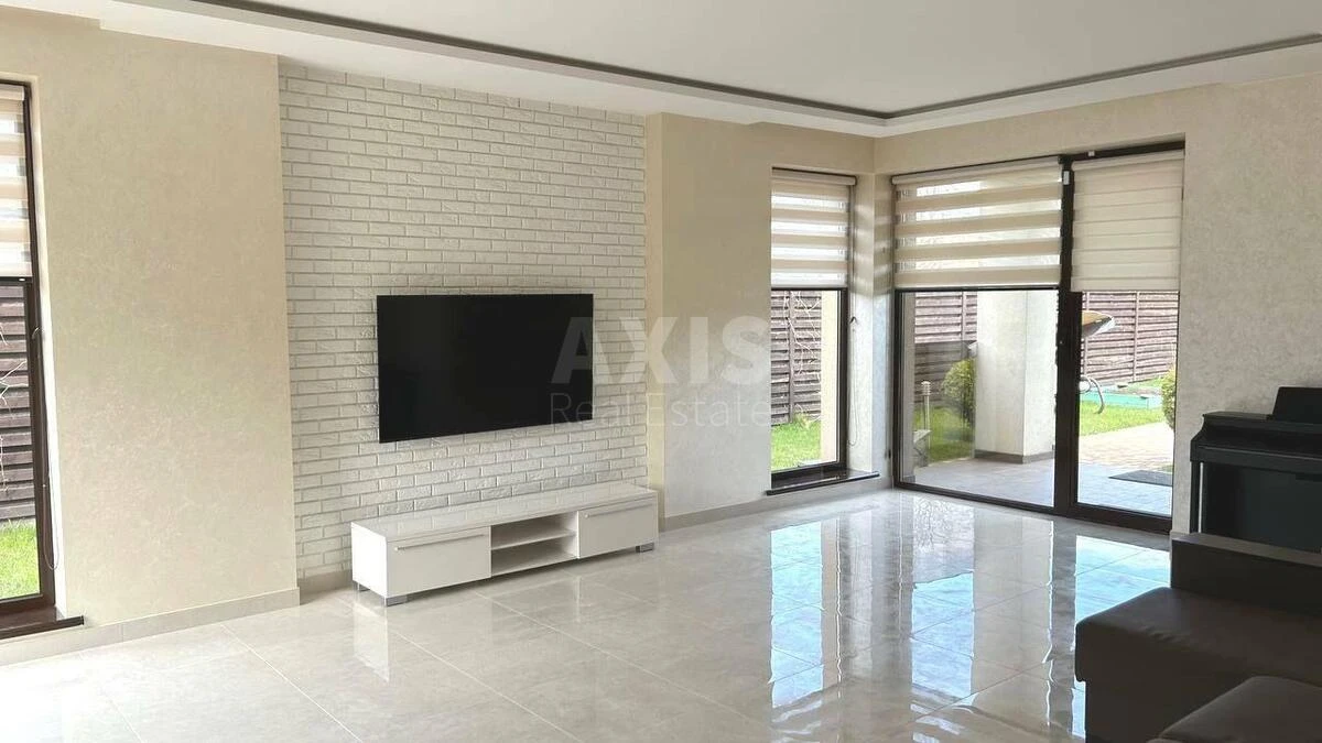 Дoм ул. Центральная, 252м2, город Киев582887