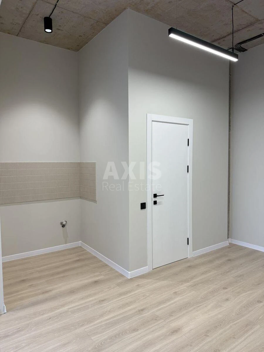 Office vul. Sichovyh Stril'civ 21, 58m2681414