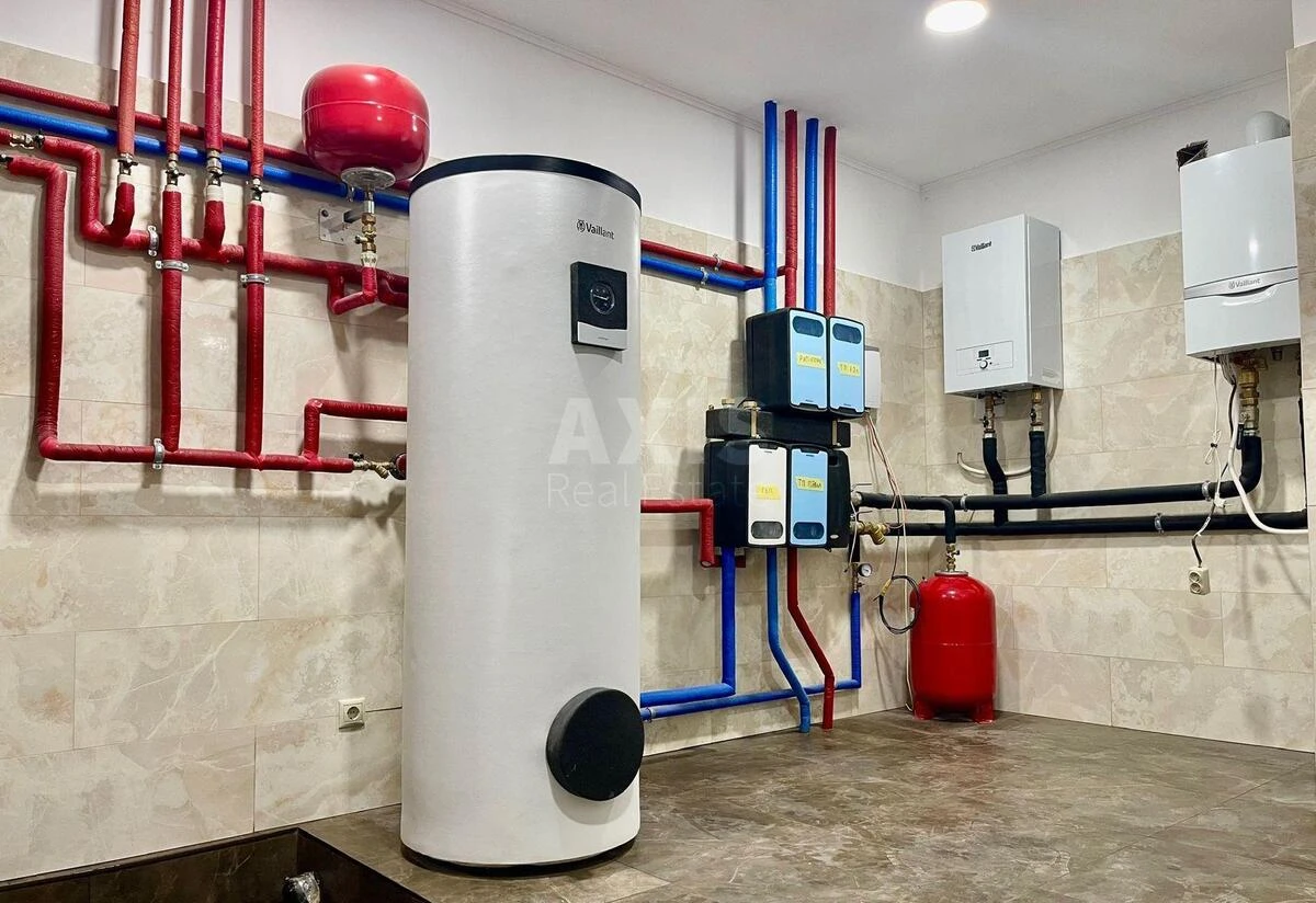 Дoм ул. Бусловская, 475м2, город Киев648437