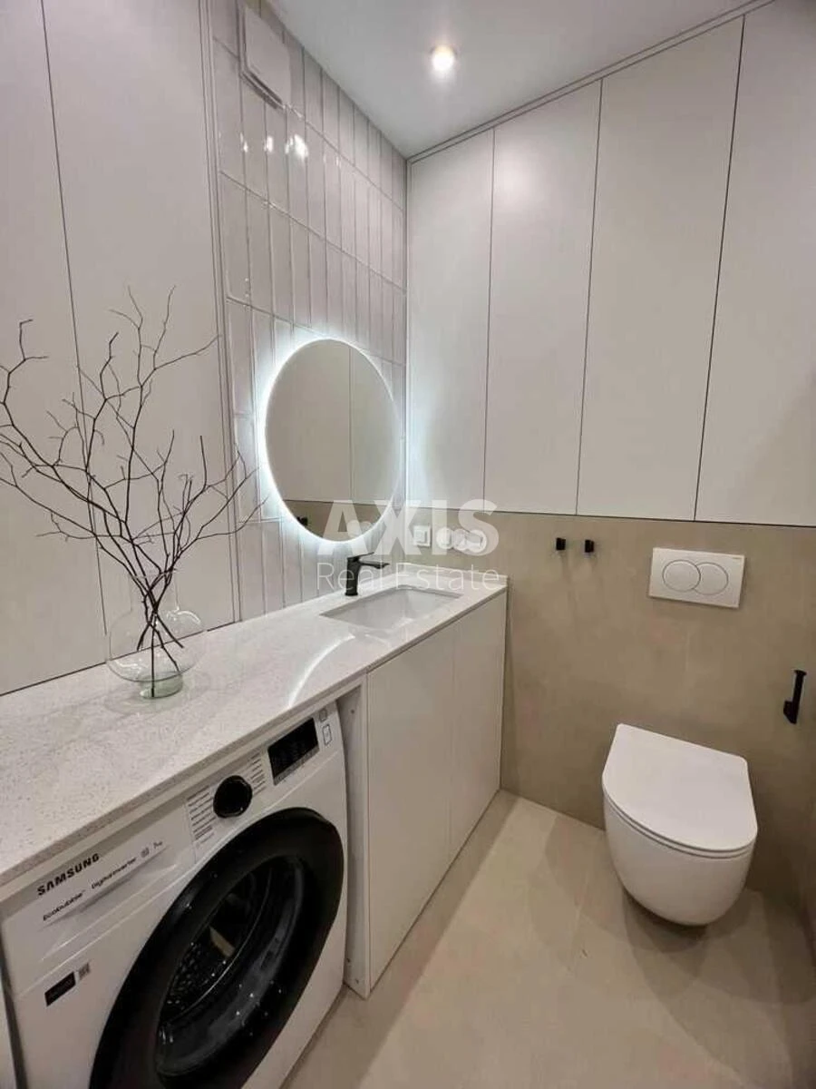 1k apartment vul. Brativ Shemetiv 10/8649294