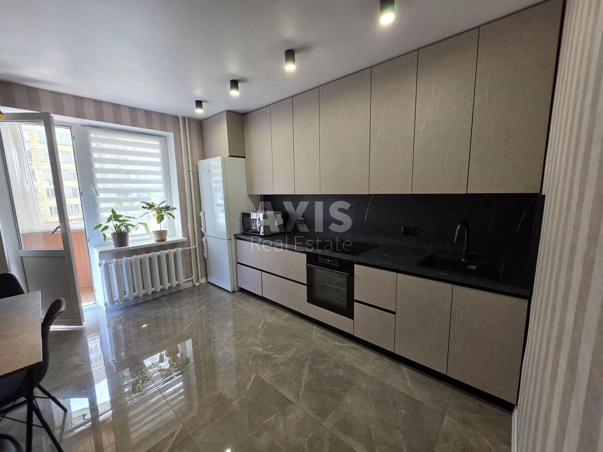 1k apartment vul. Mykil's'ko-Slobids'ka Two B68201