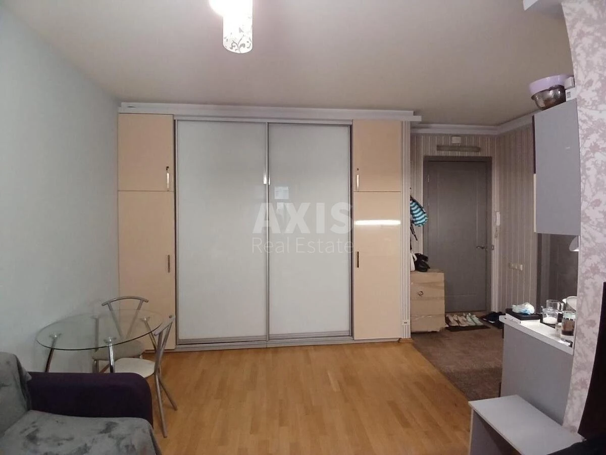 1k apartment vul. Mezhygirs'ka 56481764