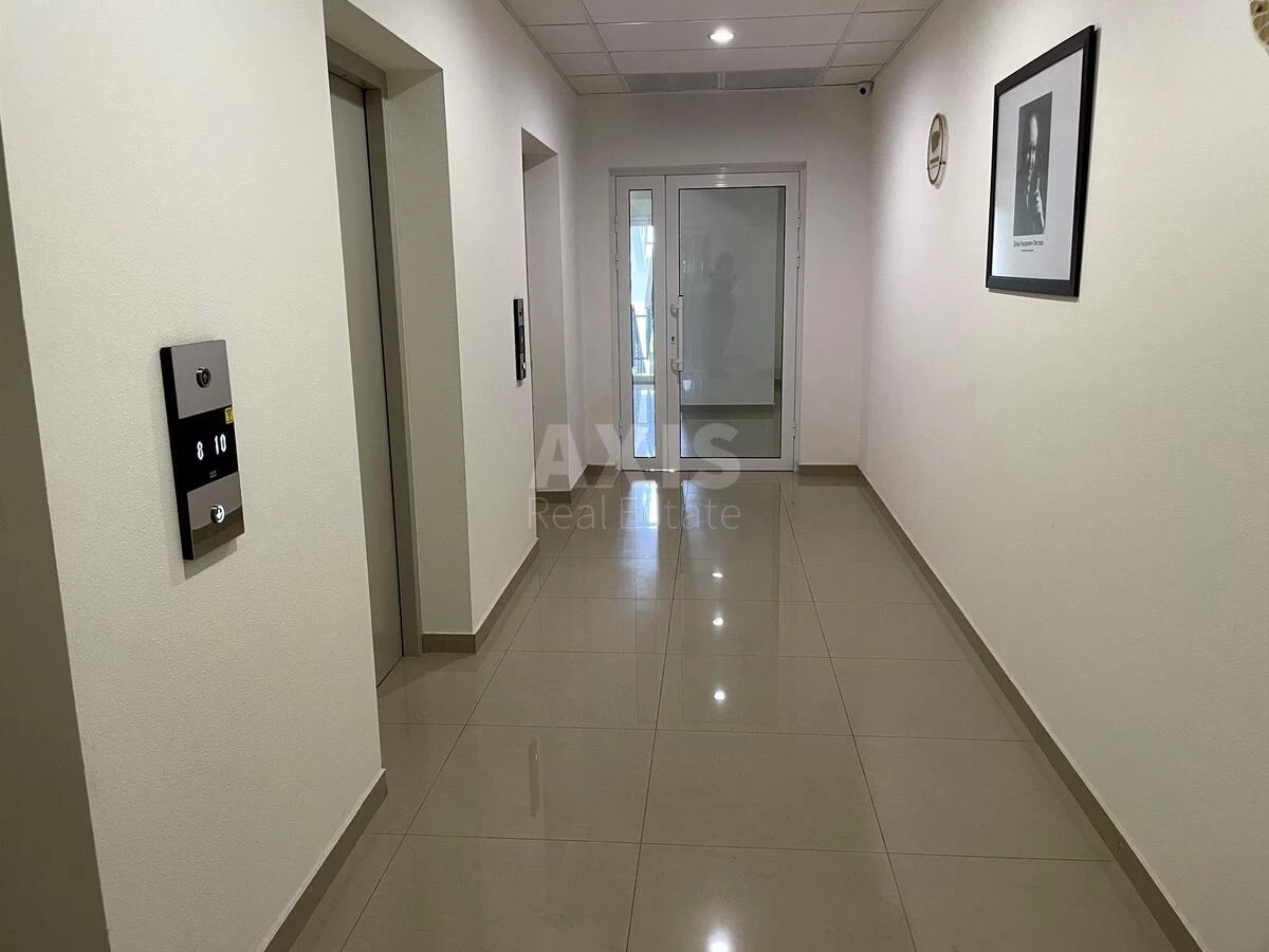 Офис ул. Жилянская 68, 50м26359810