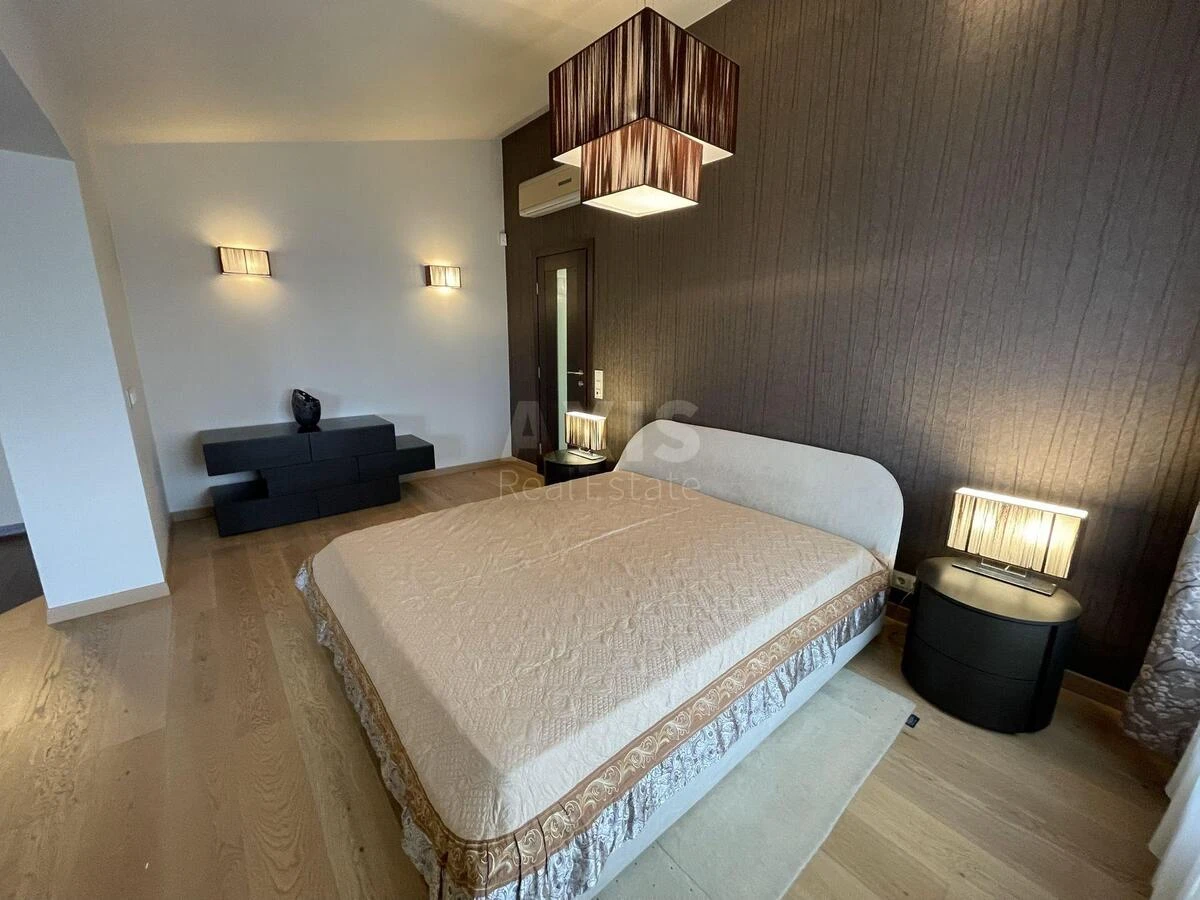 5k apartment vul. Kyrylivs'ka 14/186349818