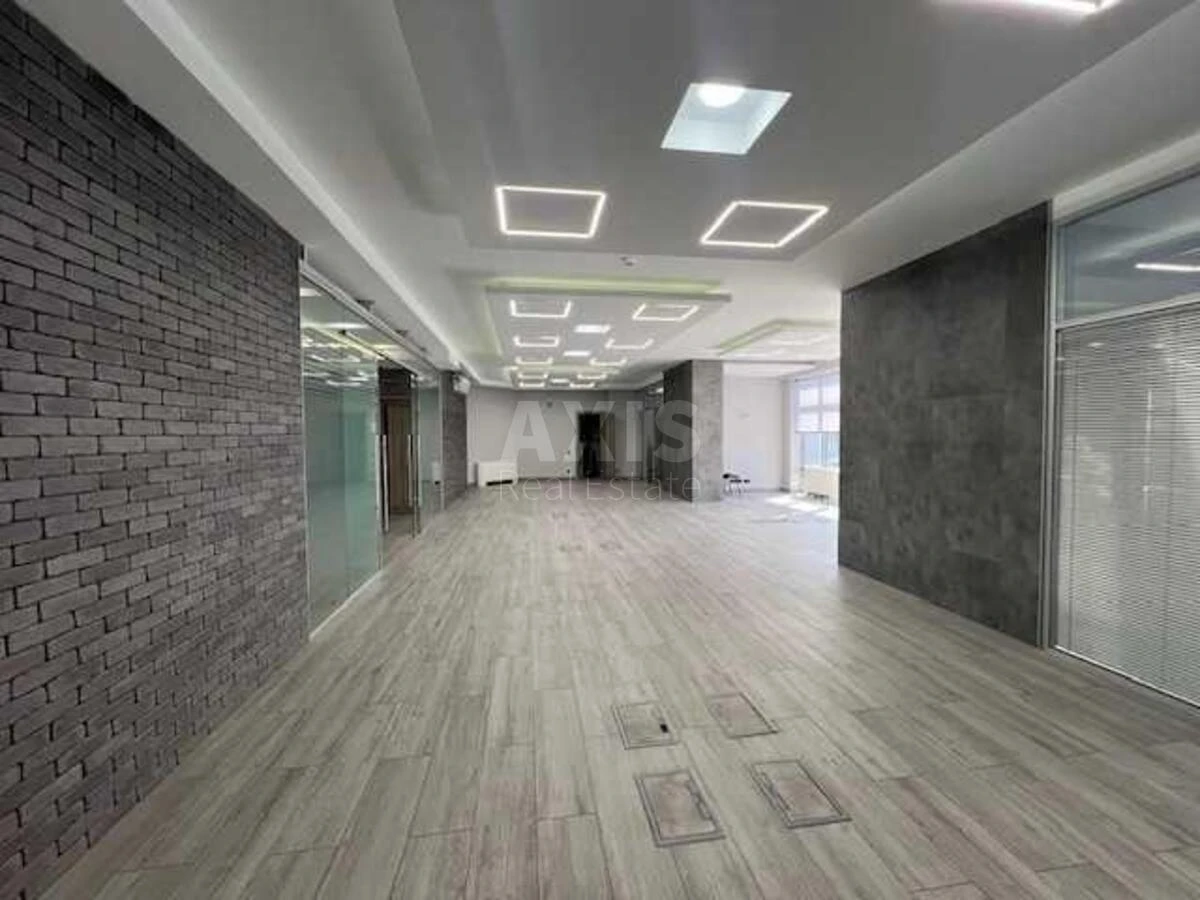Office vul. Velyka Vasyl'kivs'ka 72, 190m2634534