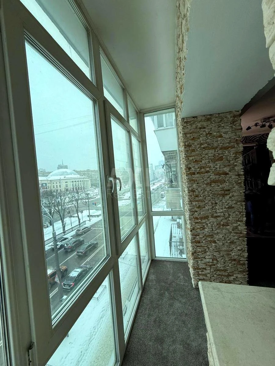 2k apartment pr-t Berestejskij 1668477