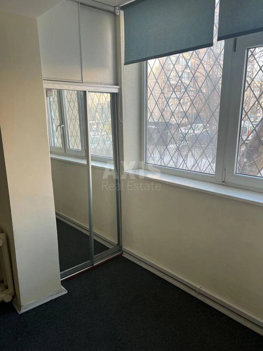 Office pr-t Bazhana Mykoly 5Е, 128m26701412