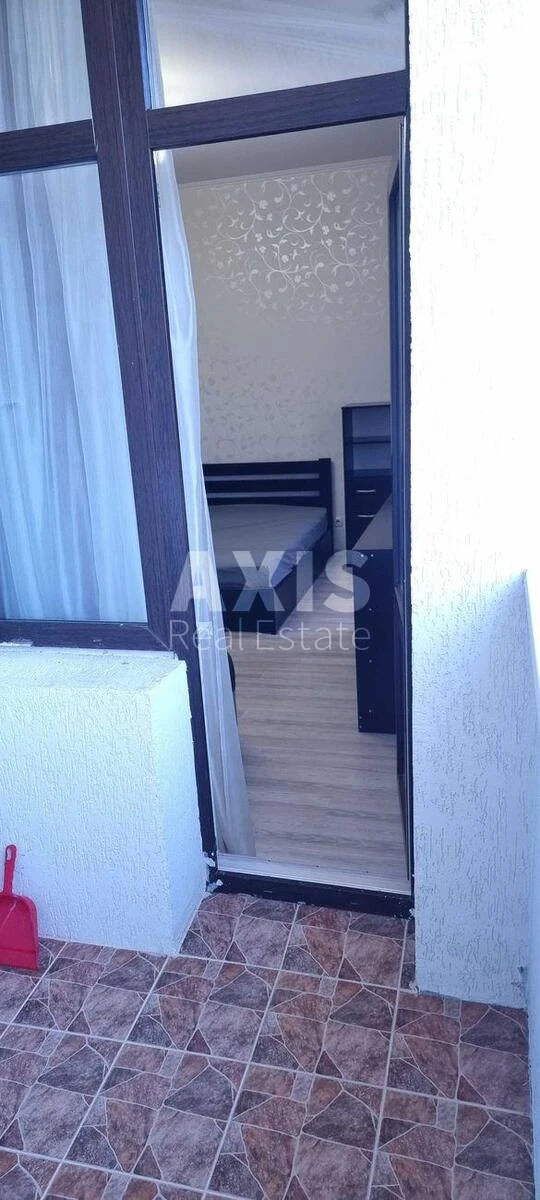 1k apartment vul. Jevgena Konoval'cja 44A662648