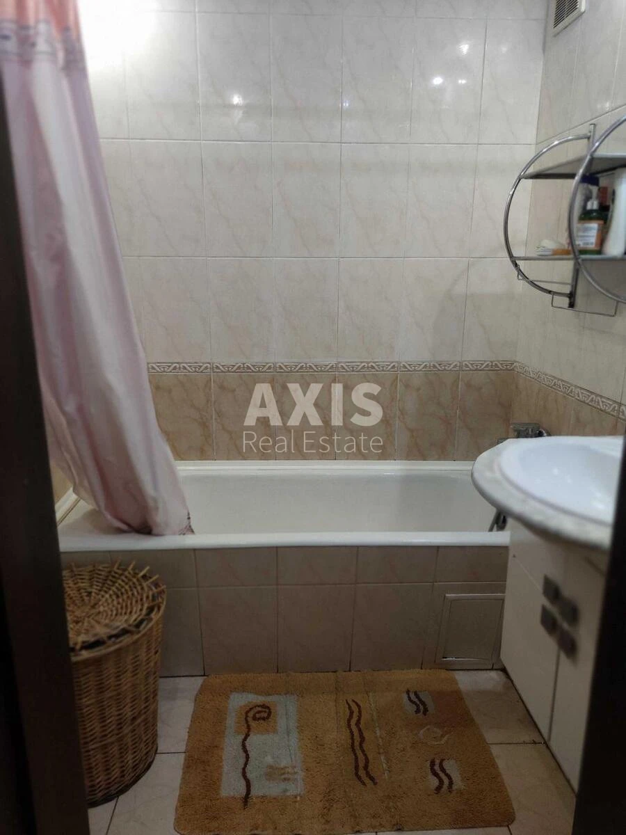 3k apartment pl. Svjatoshyns'ka 1570299