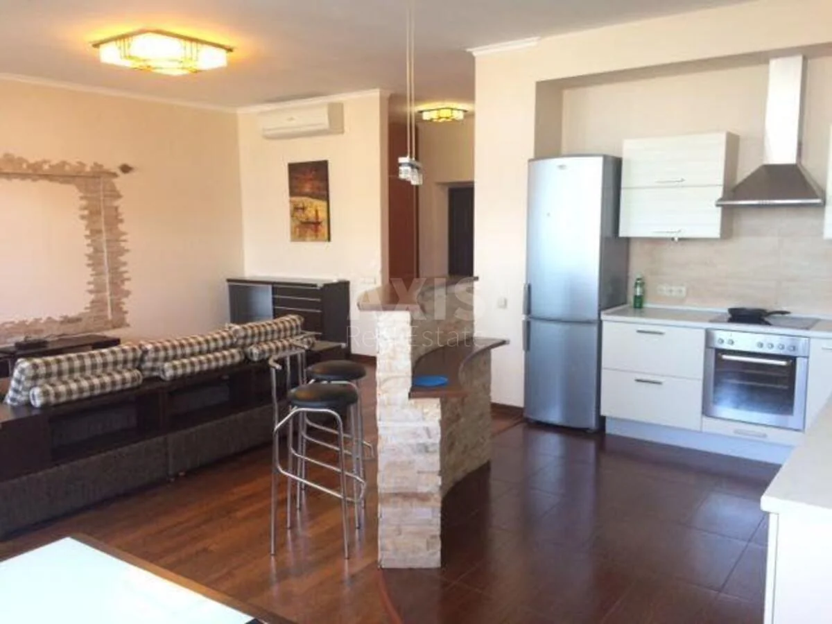 4k apartment vul. Saksagans'kogo 121