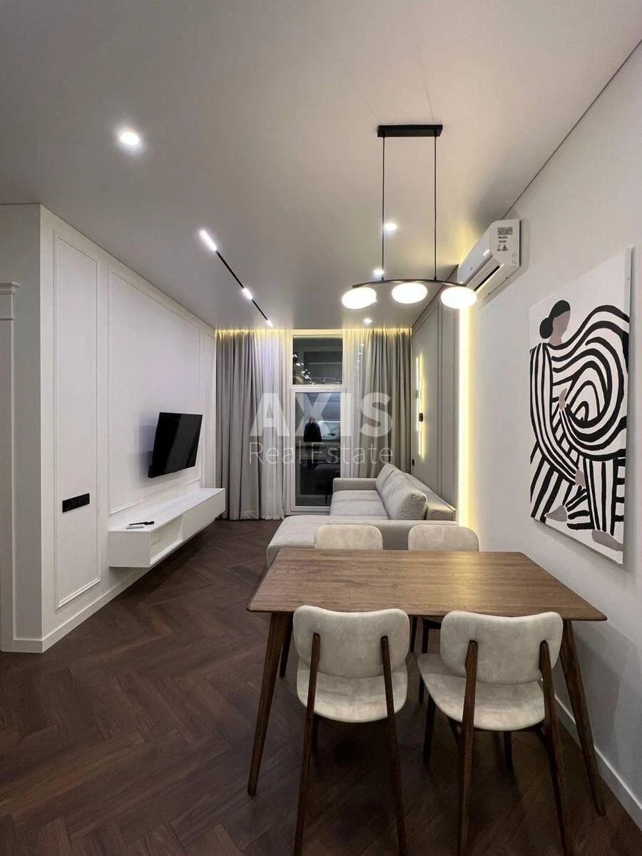 1k apartment pr-t Berestejskij 11B669451