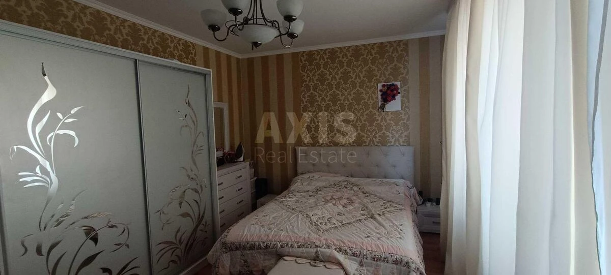 2k apartment vul. Vyshnjakivs'ka 19/19701077