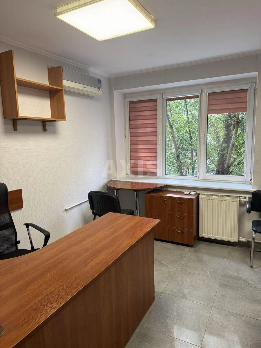 Office vul. Antonovycha 72, 60m2686890