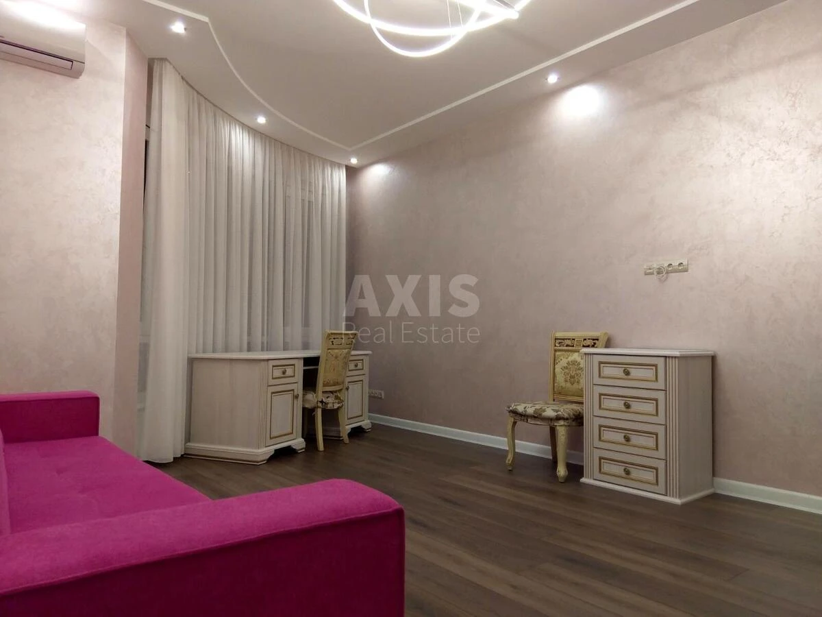 3k apartment vul. Antonovycha 131701688