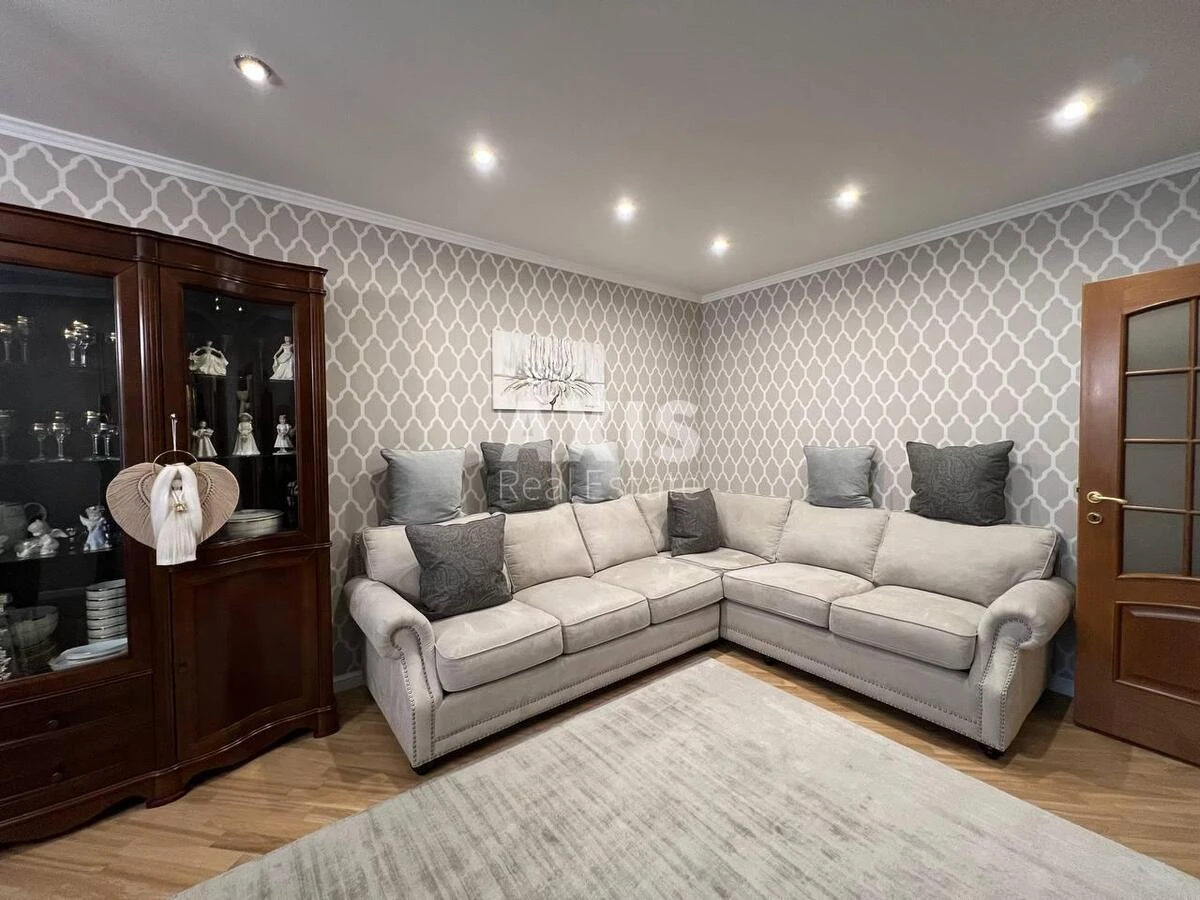 3k apartment vul. Levka Lukyanenka 13А603418