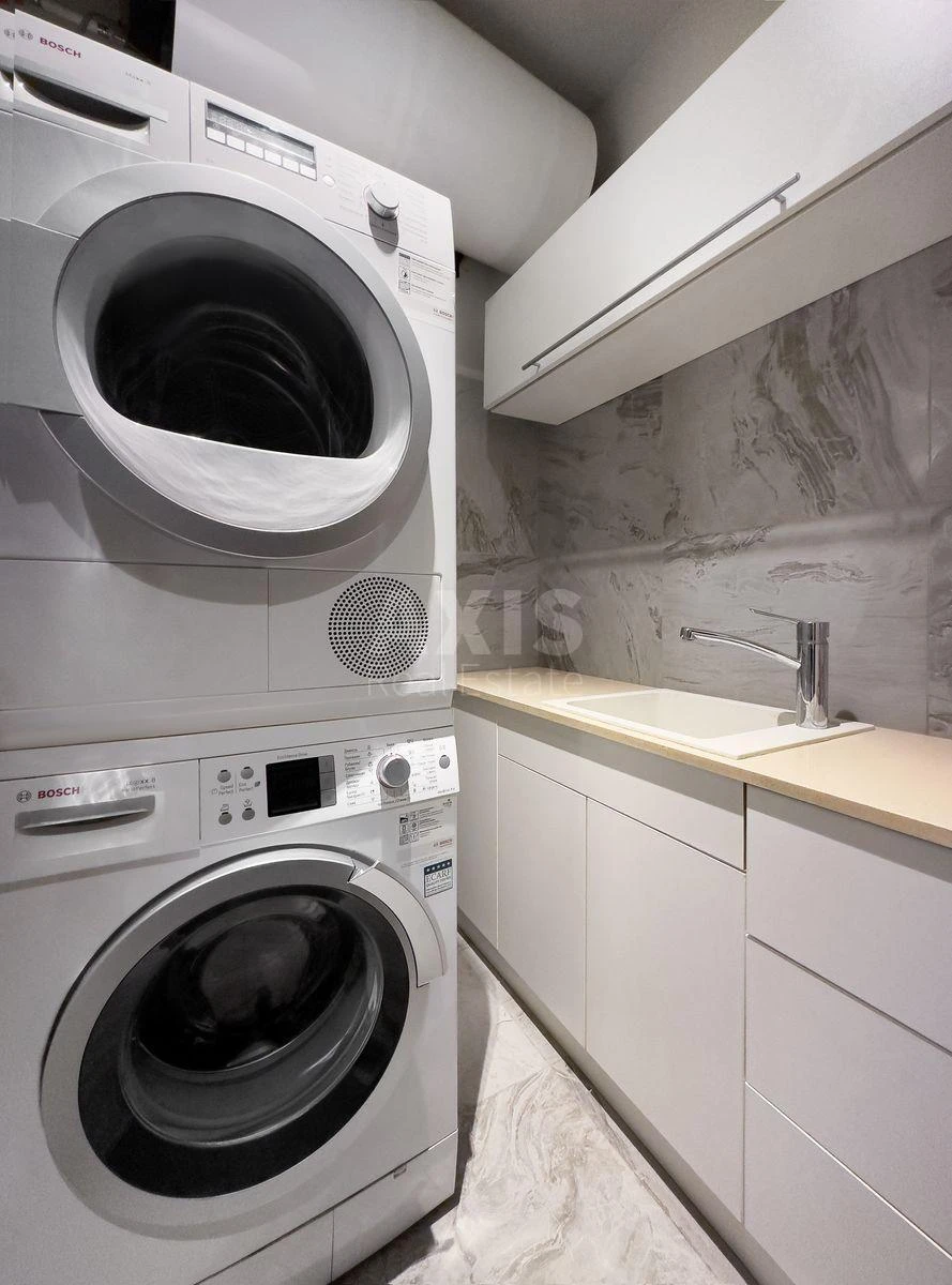 4к квартира ул. Окипной Раисы 18513471