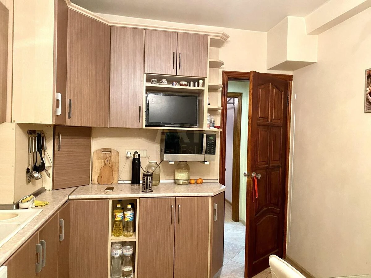 2к квартира ул. Кубанской Украины 39638151