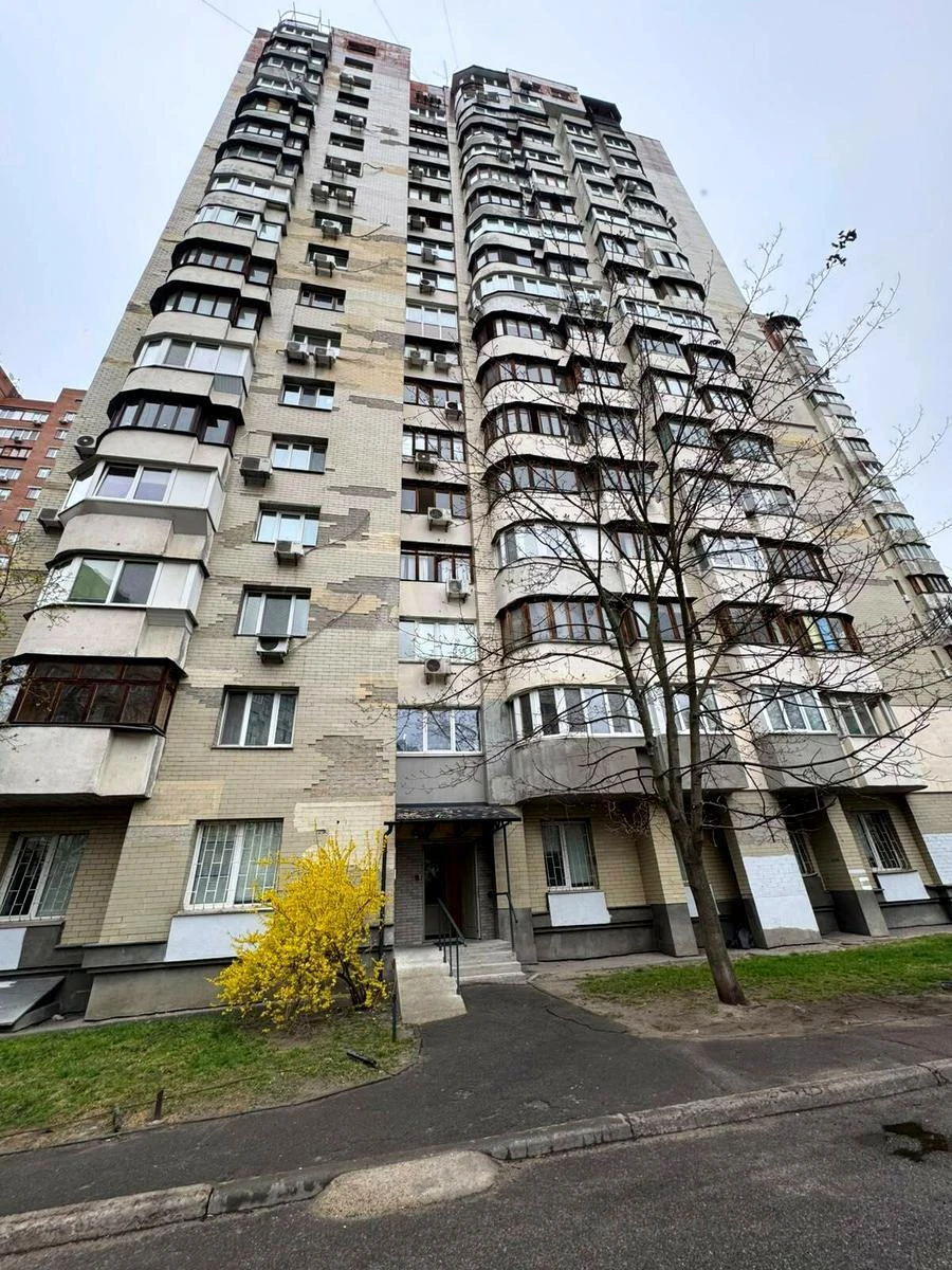 Office vul. Ahmatovoi' Anny 3А, 202m2704362