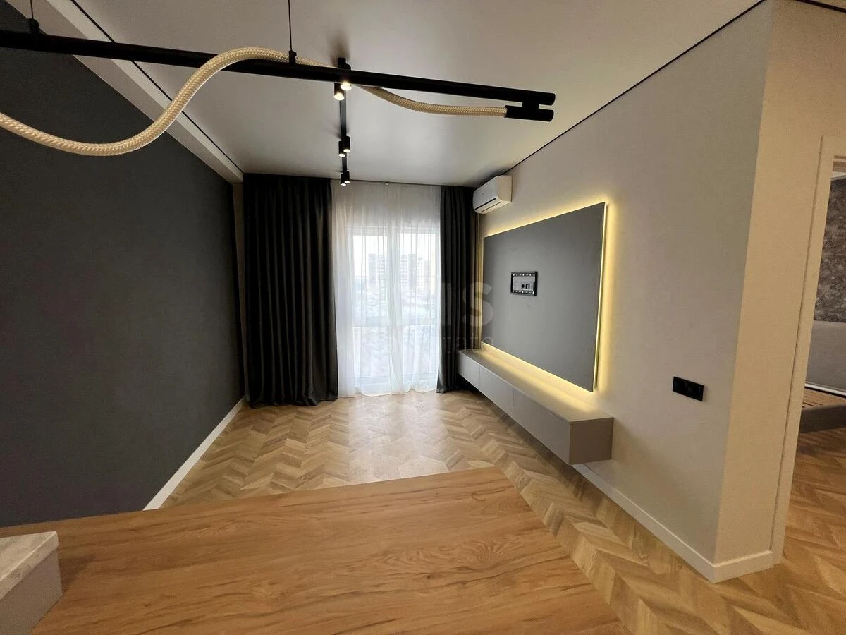 2k apartment vul. Myhajla Maksymovycha 24657657