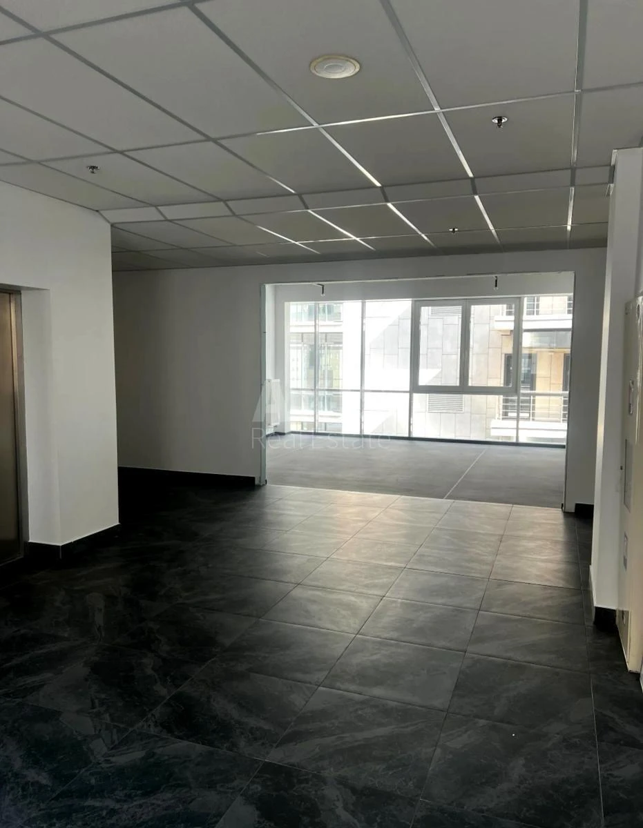 Office vul. Fizkul'tury 25, 774m27048811