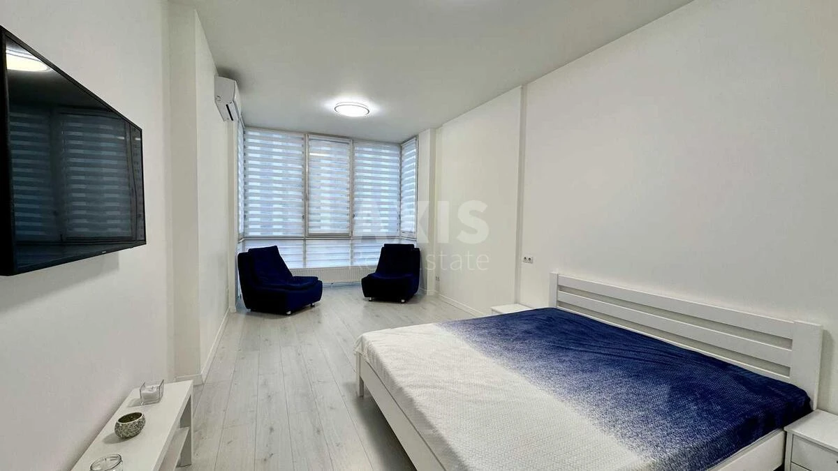 1k apartment vul. Bul'varno-Kudrjavs'ka 15713464