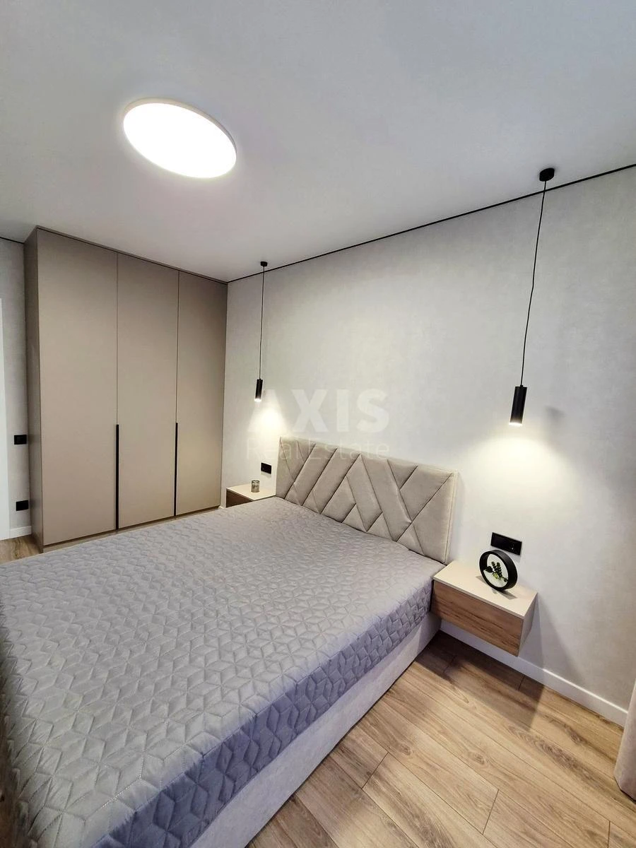 1к квартира ул. Александра Олеся 17А682054