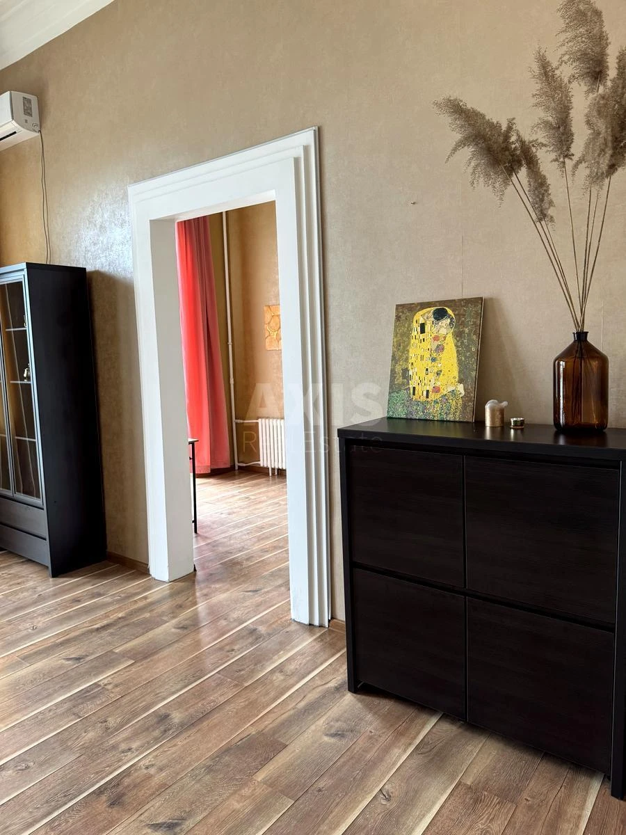 3k apartment vul. Ljuterans'ka 6654446