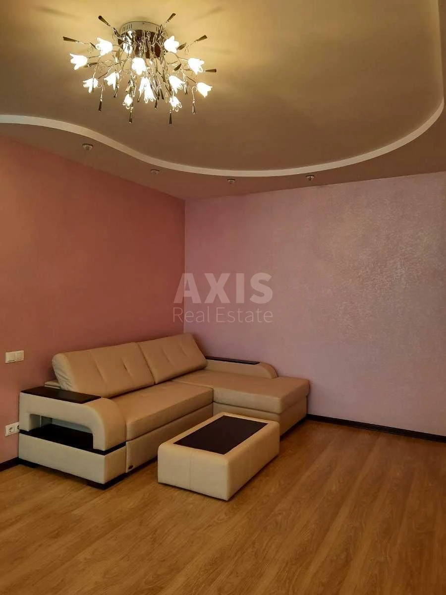 2к квартира ул. Голосеевская 13705746