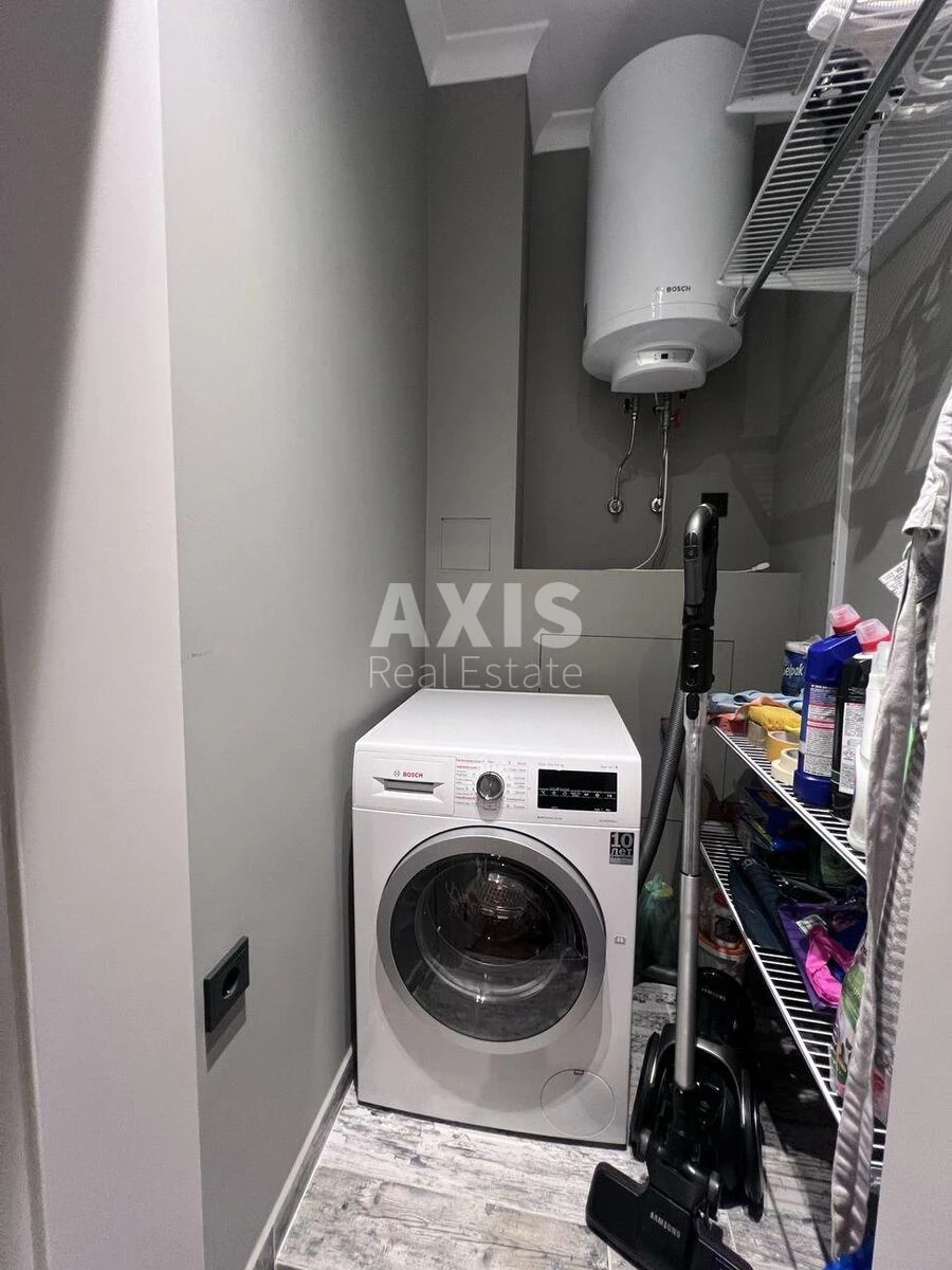 1k apartment vul. Preobrazhens'ka 8Б642899