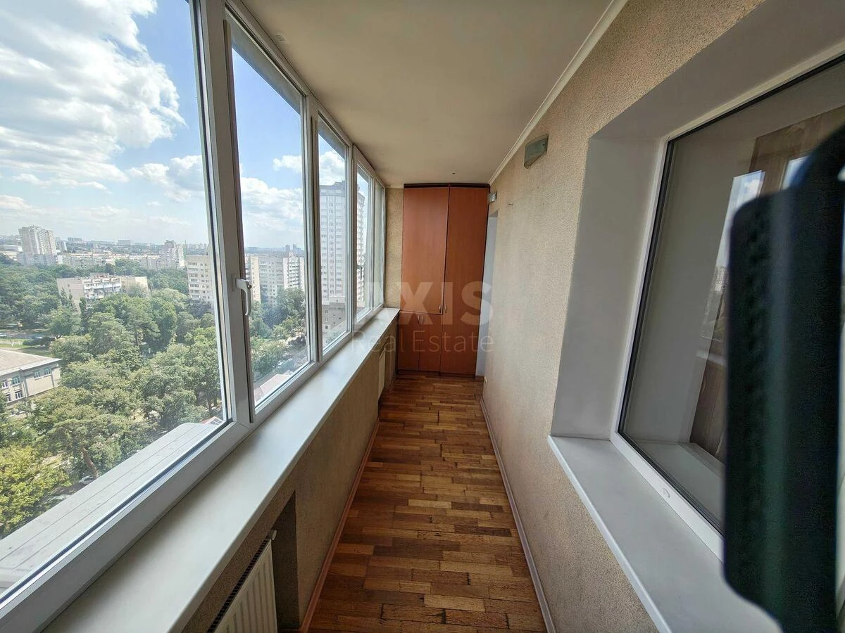 4k apartment pr-t Berestejskij 1036838317