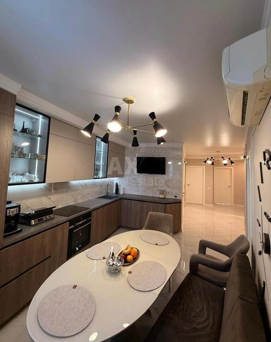 3k apartment vul. Sikors'kogo Igorja Aviakonstruktora 1713791
