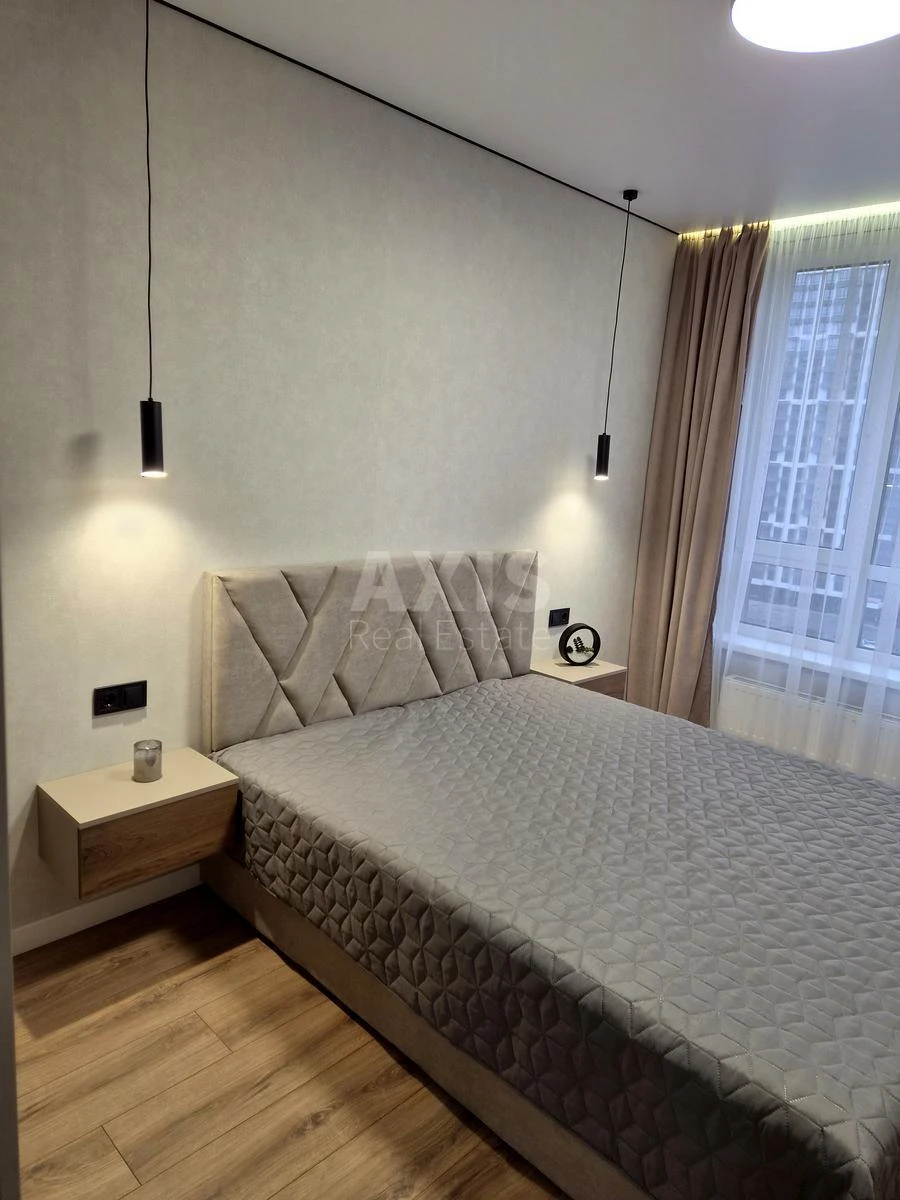 1k apartment vul. Oleksandra Olesja 17А682055