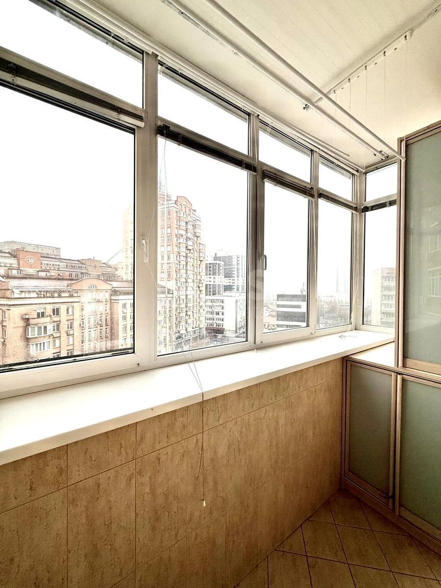 3k apartment vul. Chornovola V'jacheslava 256663811