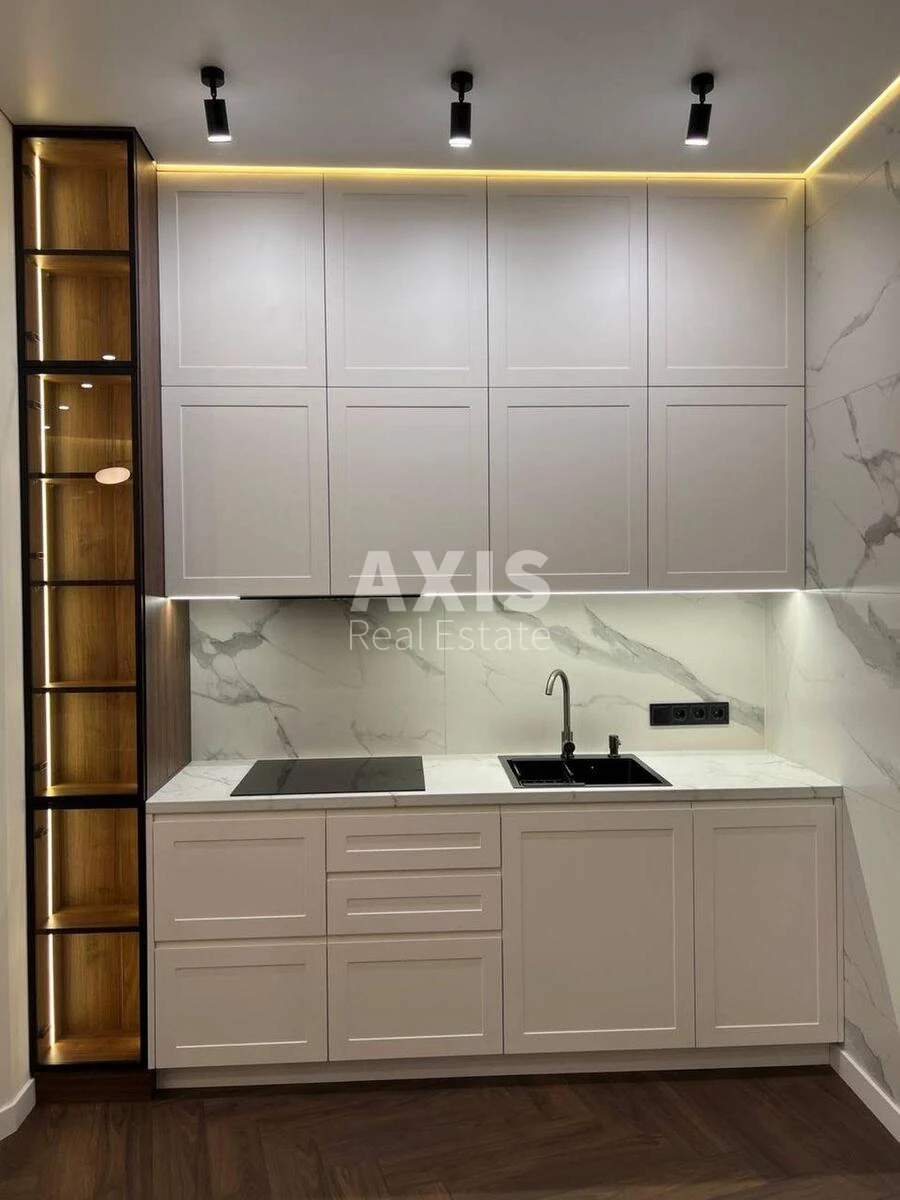 1k apartment pr-t Berestejskij 11B66945