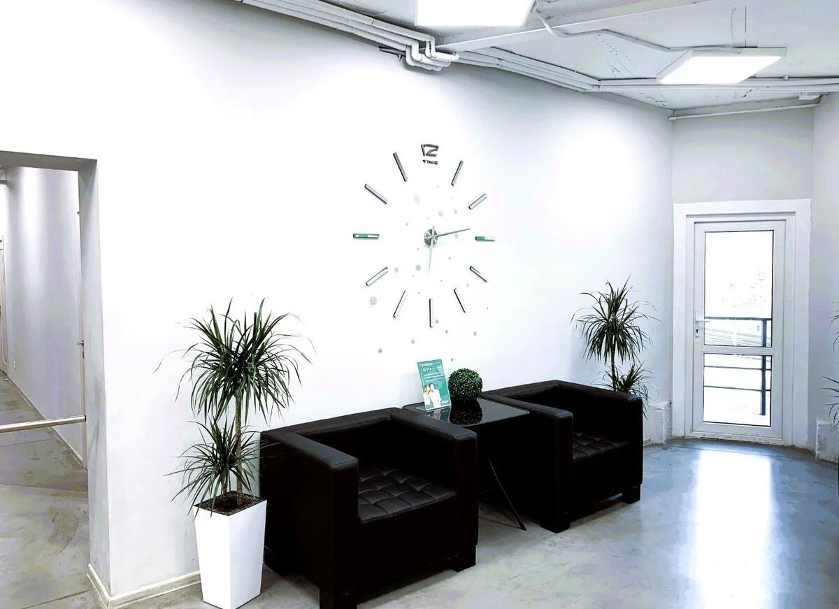 Office shose Zaliznychne 2А, 377m2668777