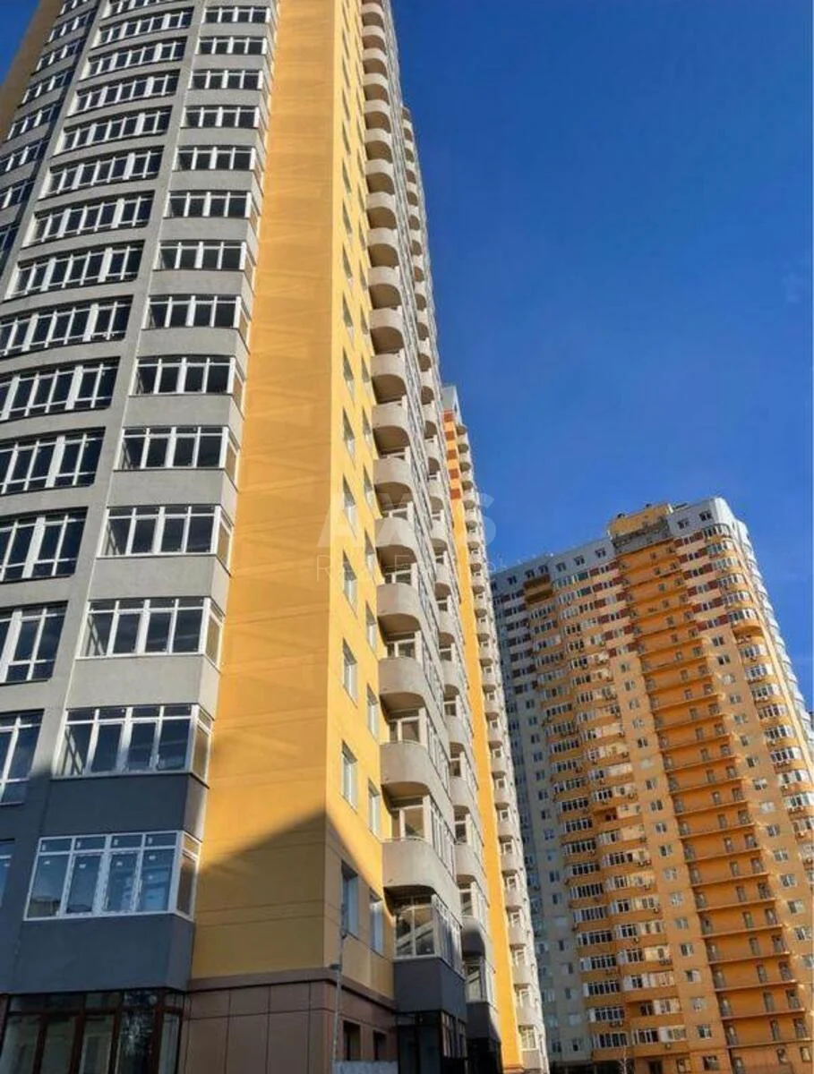 2k apartment vul. Kondratjuka Jurija 1