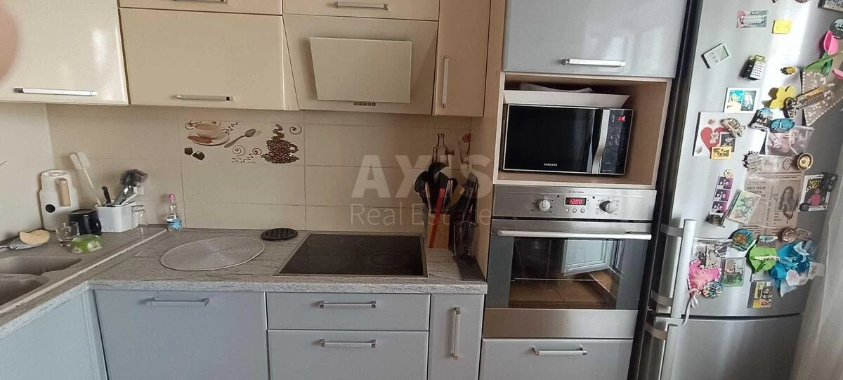 2k apartment vul. Vyshnjakivs'ka 19/19701075