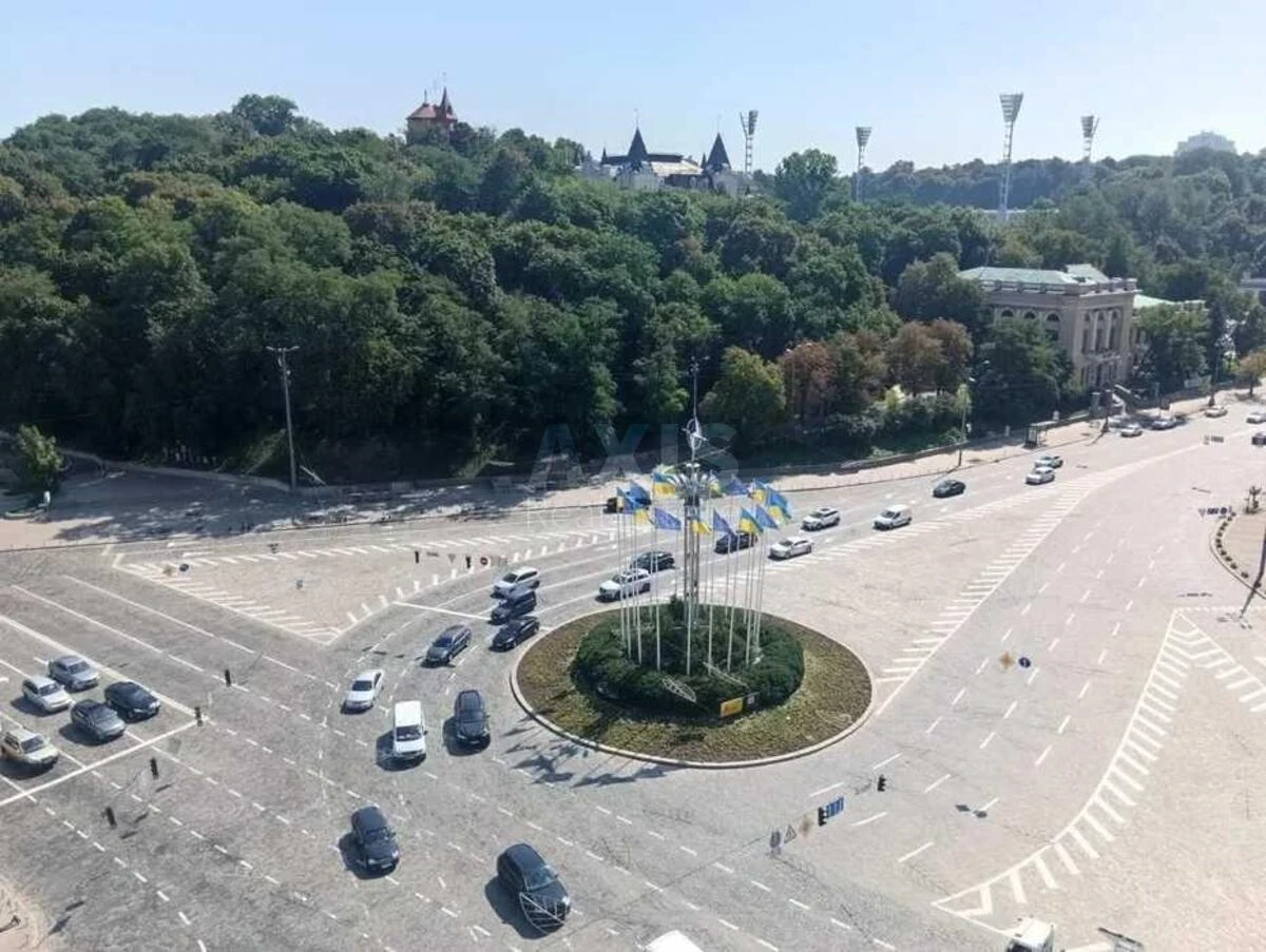 Офис ул. Крещатик 6, 120м26700416