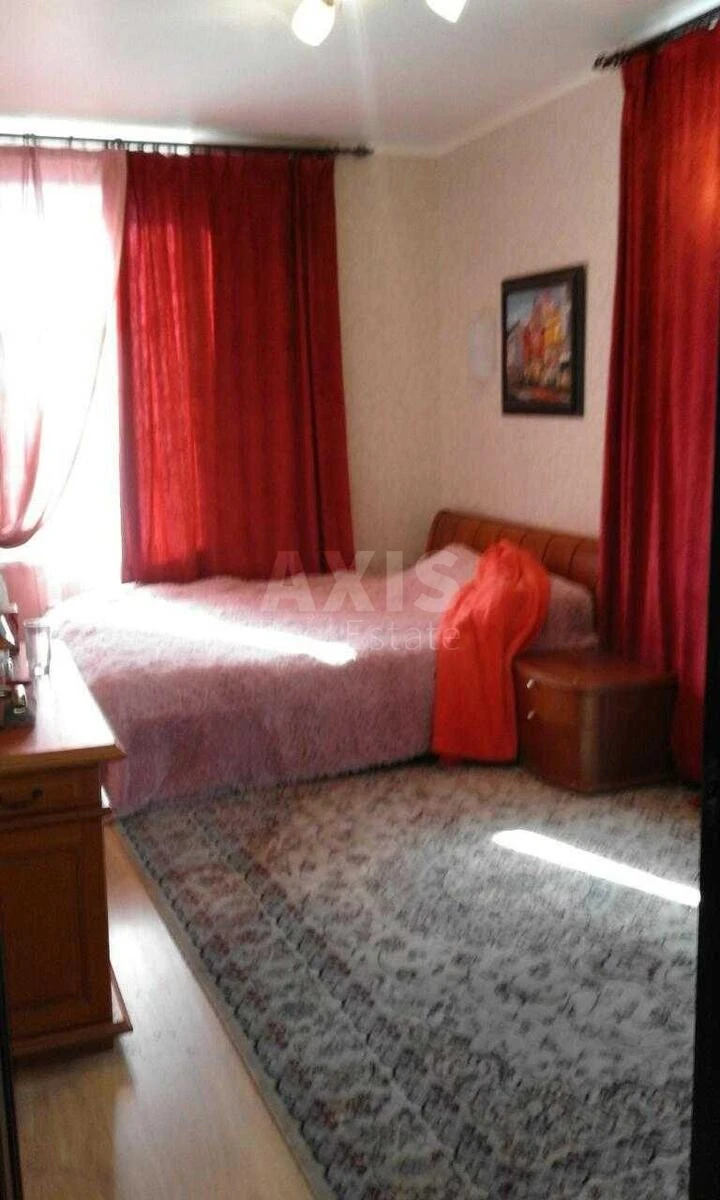 2k apartment vul. Bogatyrs'ka 6А670403
