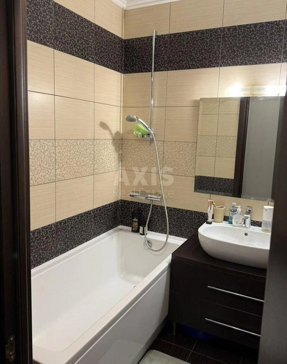2k apartment vul. Petropavlivs'ka 50Б7165314