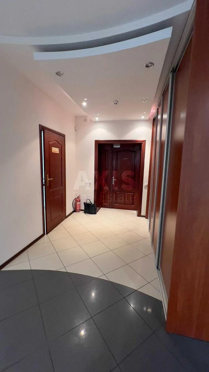 Office vul. Mashynobudivna 50К, 250m2675532