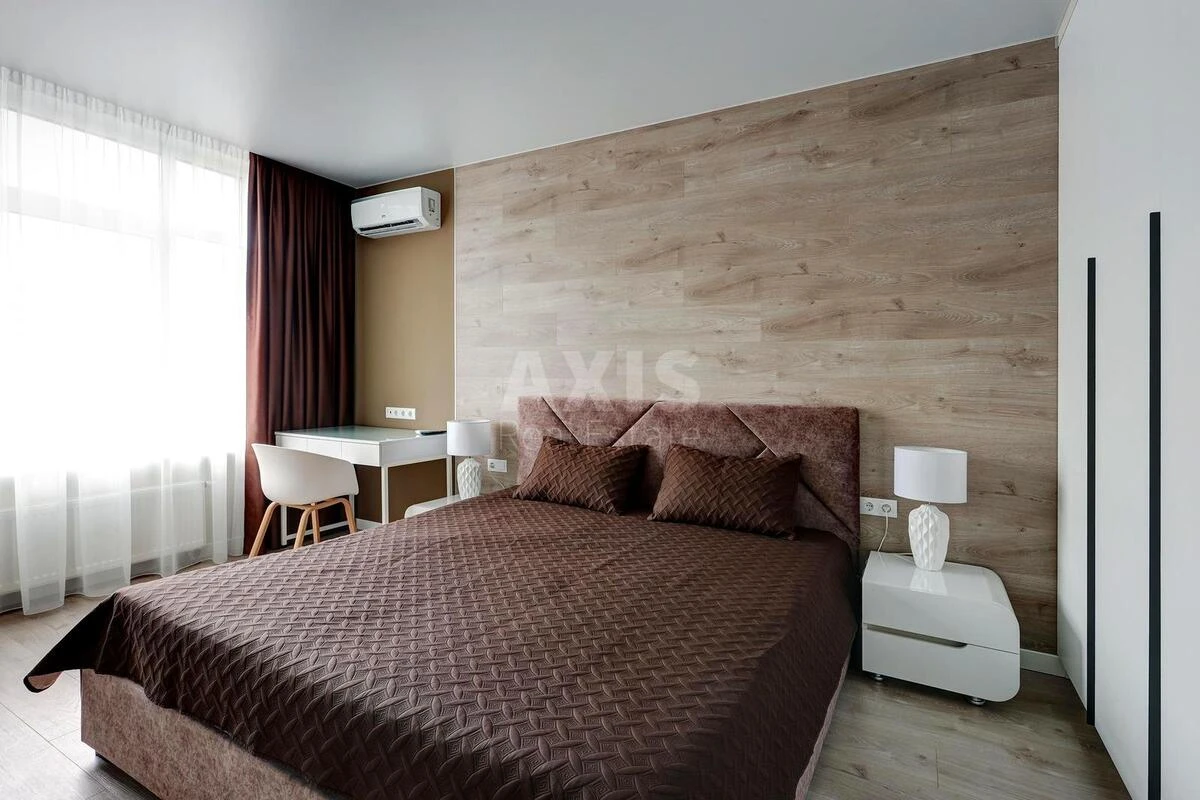 2k apartment vul. Sverstjuka Jevgena 6Д672752