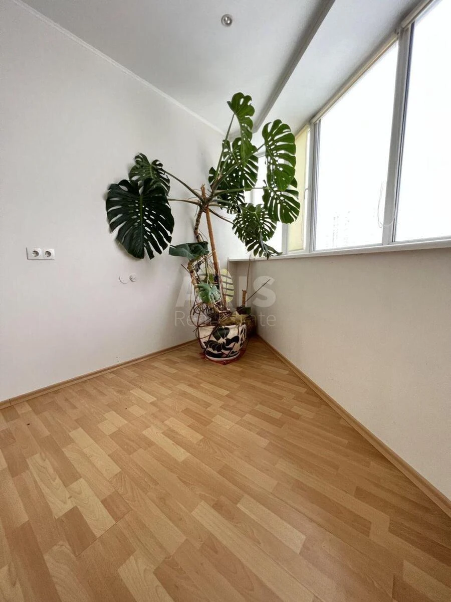 3k apartment pr-t Grygorenka Petra 5690149