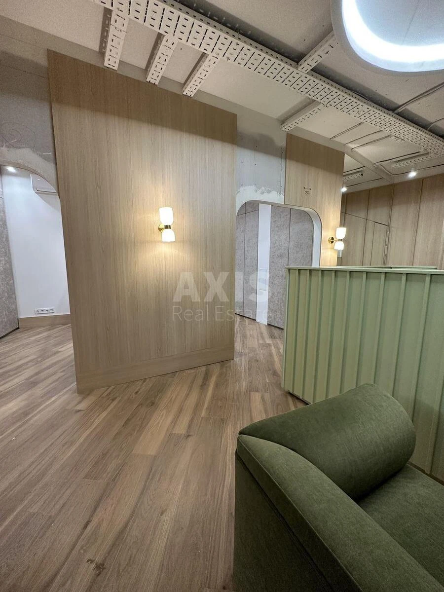 Office vul. Buslivs'ka 12, 135m2674894