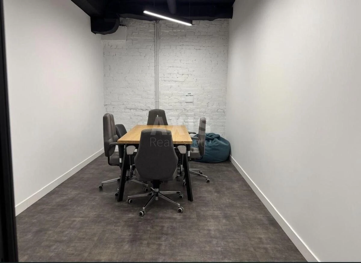 Office vul. Myhajla Maksymovycha 8, 450m2691811